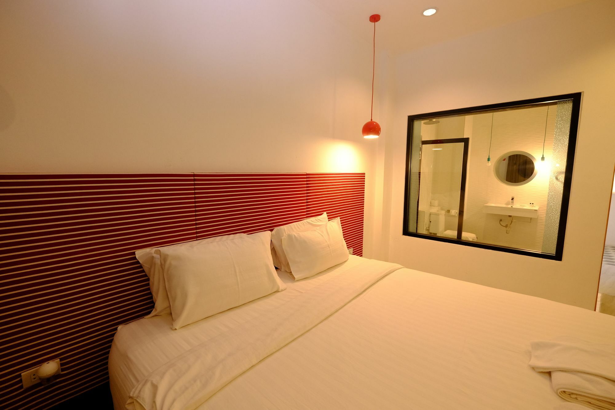 Chic-Chidkong Boutique Hotel Nakhon Phanom Bagian luar foto